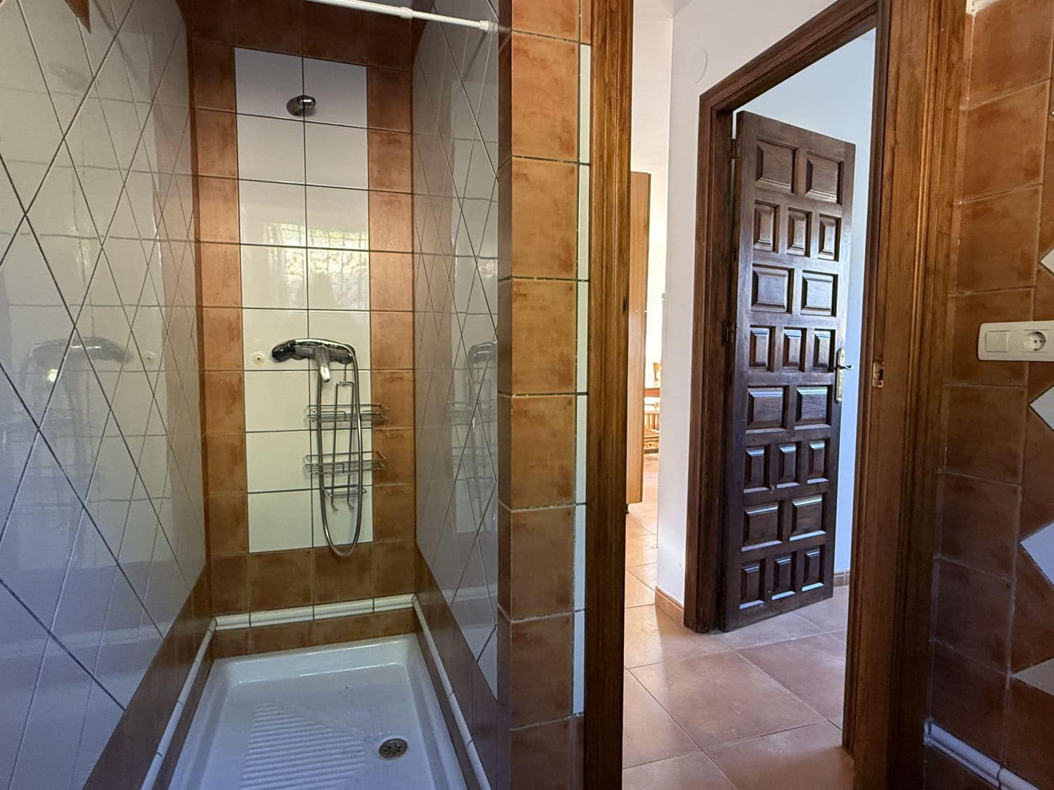 2 sypialnia Finka/Dom wiejski na sprzedaż w Otivar - 153 000 € (Ref: 9012380)