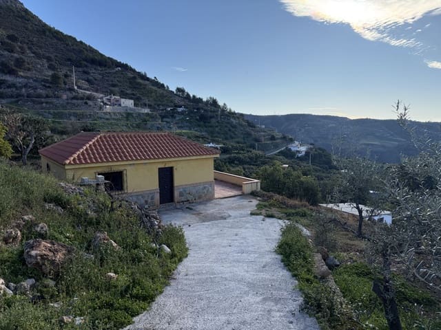 2 sypialnia Finka/Dom wiejski na sprzedaż w Otívar - 153 000 € (Ref: 9012380)