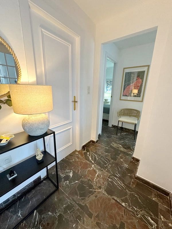 4 bedroom Apartment for rent in Almunecar - € 1,300 (Ref: 9040439)