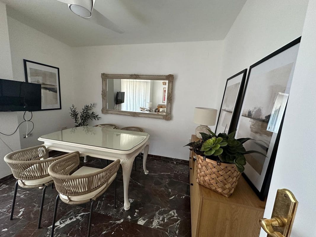 4 bedroom Apartment for rent in Almunecar - € 1,300 (Ref: 9040439)