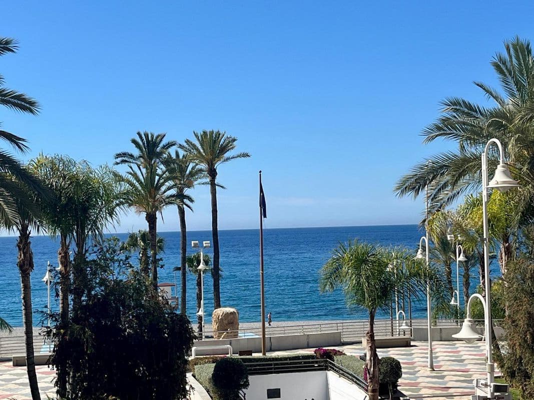 4 bedroom Apartment for rent in Almunecar - € 1,300 (Ref: 9040439)