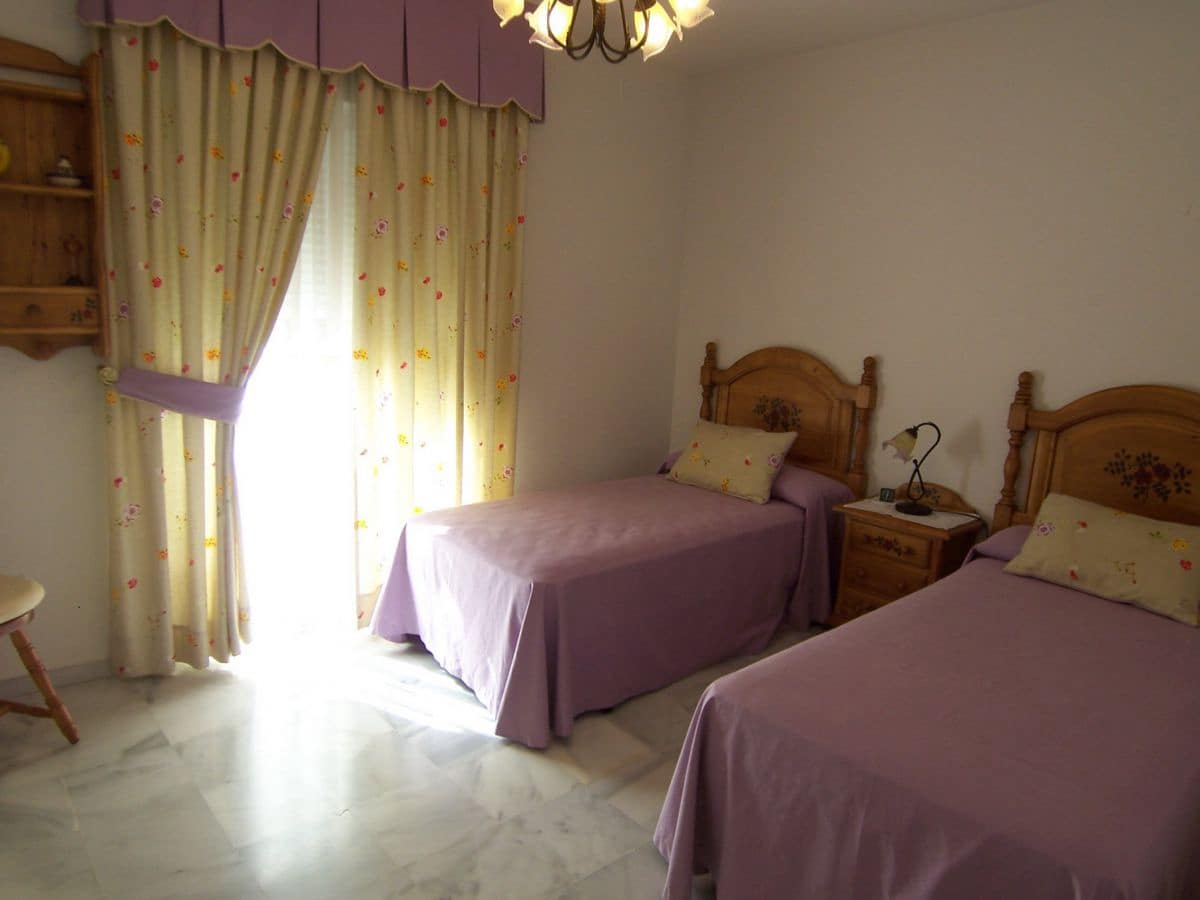 2 sypialnia Apartament do wynajęcia w La Herradura z garażem - 900 € (Ref: 9106759)