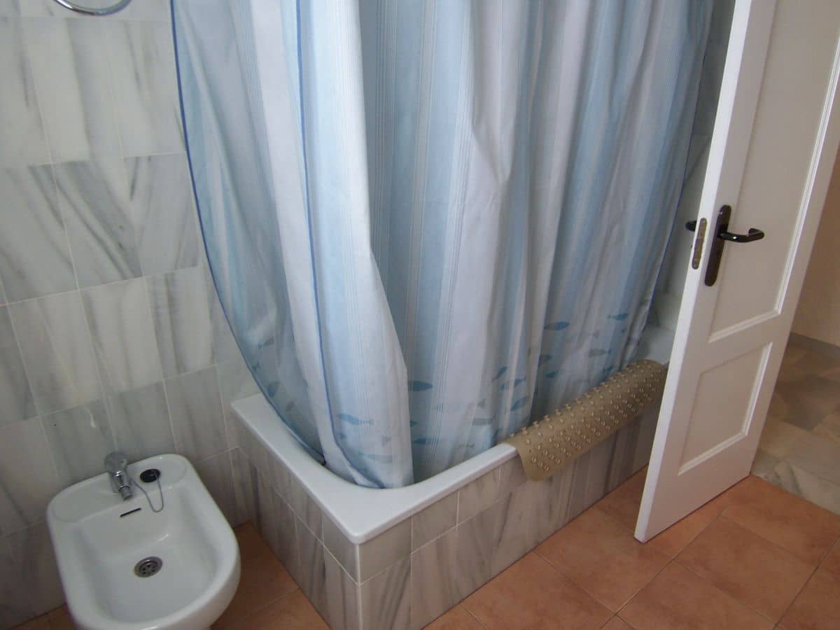 2 sypialnia Apartament do wynajęcia w La Herradura z garażem - 900 € (Ref: 9106759)