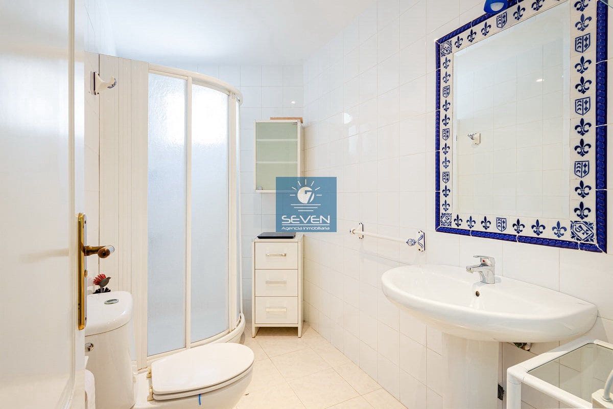 4 bedroom Villa for sale in Almunecar with garage - € 599,000 (Ref: 9157853)