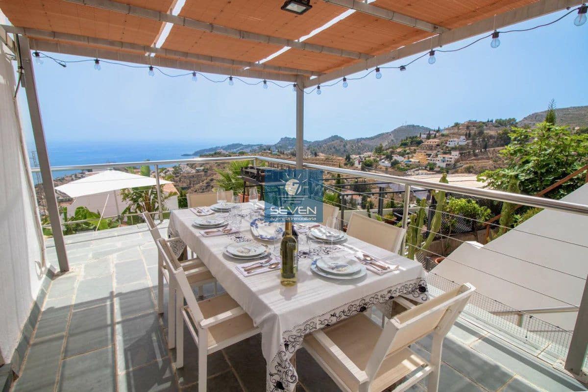 5 bedroom Villa for sale in Almunecar with garage - € 945,000 (Ref: 9176645)