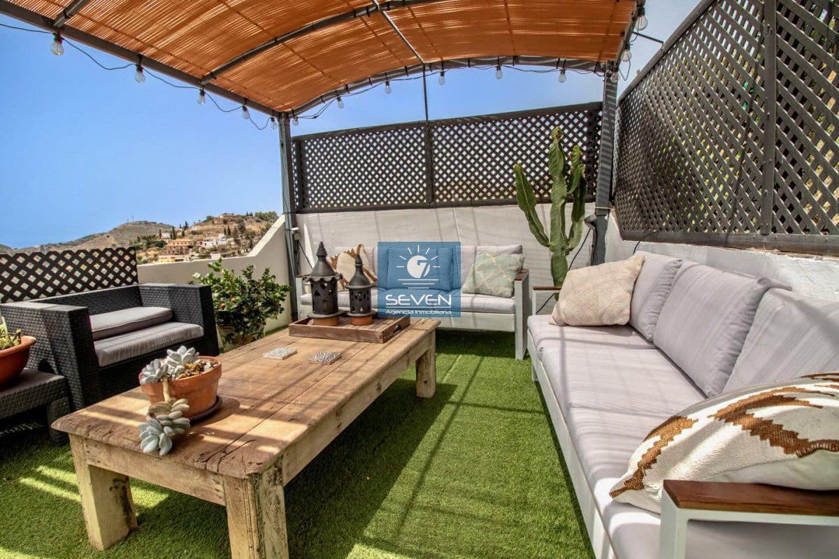 5 bedroom Villa for sale in Almunecar with garage - € 945,000 (Ref: 9176645)