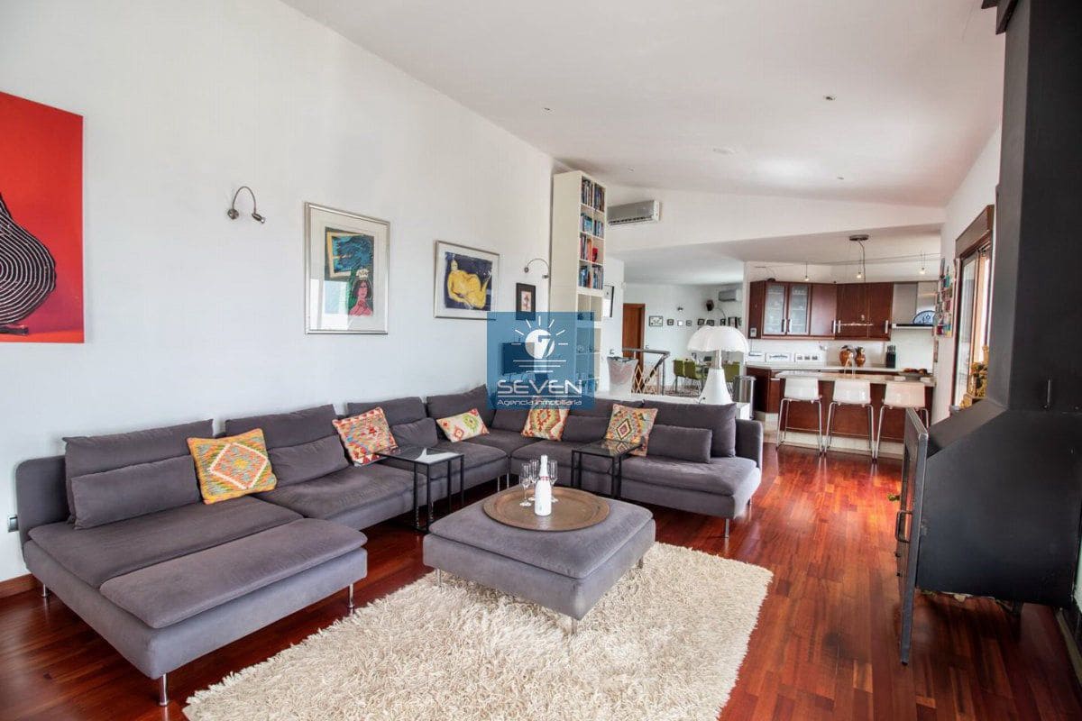 5 bedroom Villa for sale in Almunecar with garage - € 945,000 (Ref: 9176645)