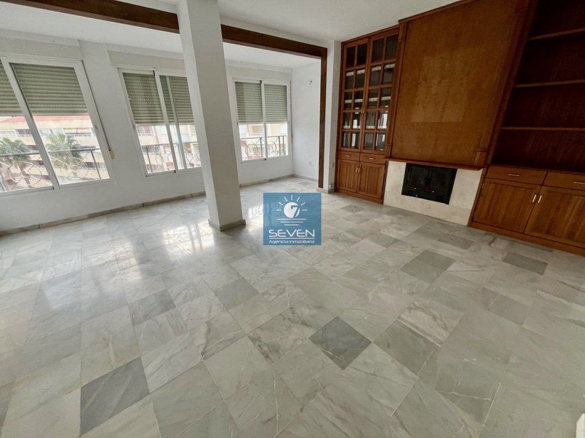 6 slaapkamer Huis te koop in Almunecar met garage - € 310.000 (Ref: 9306411)