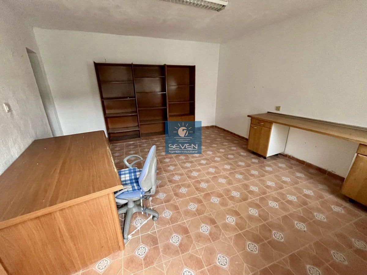 6 slaapkamer Huis te koop in Almunecar met garage - € 310.000 (Ref: 9306411)