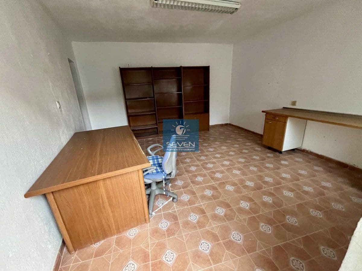 6 slaapkamer Huis te koop in Almunecar met garage - € 310.000 (Ref: 9306411)