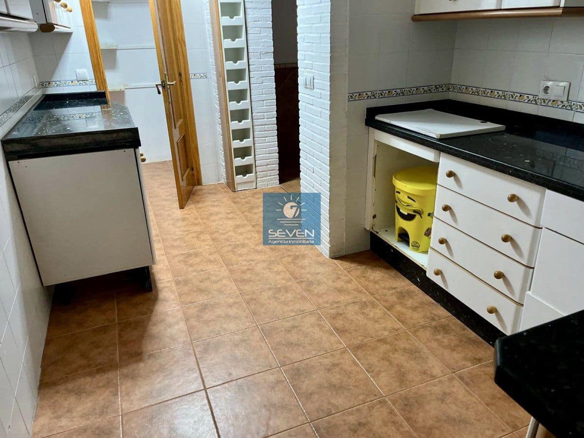 6 slaapkamer Huis te koop in Almunecar met garage - € 310.000 (Ref: 9306411)