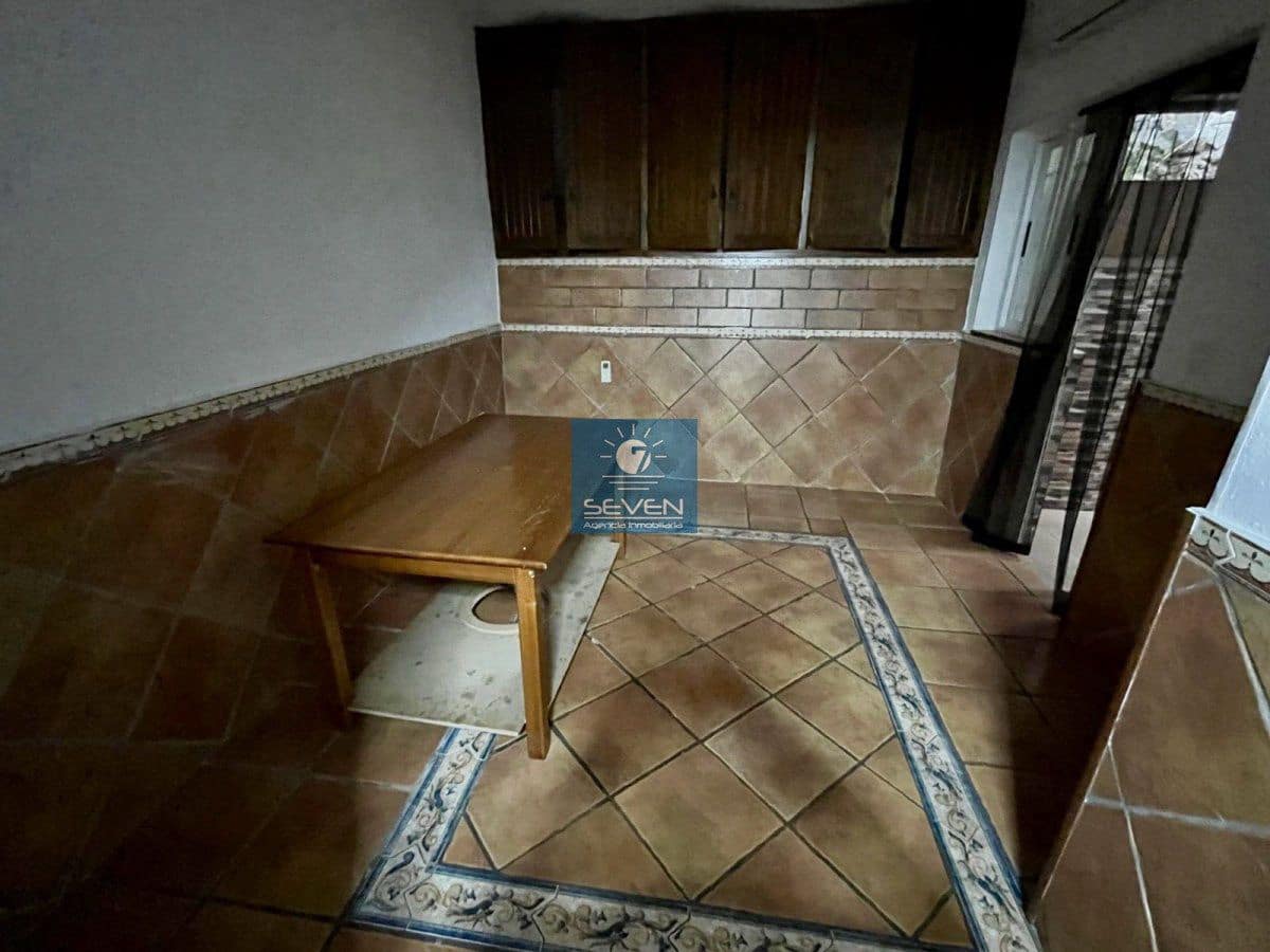 6 slaapkamer Huis te koop in Almunecar met garage - € 310.000 (Ref: 9306411)