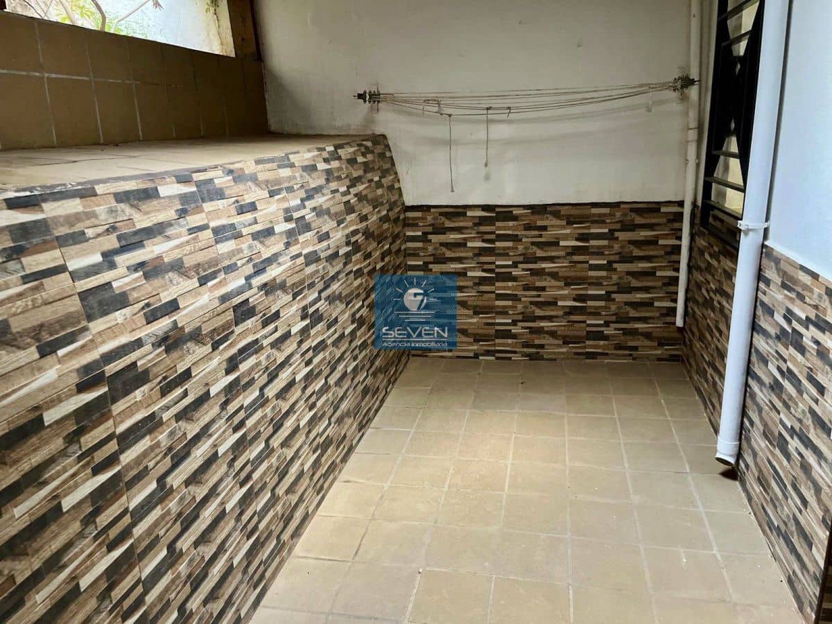 6 slaapkamer Huis te koop in Almunecar met garage - € 310.000 (Ref: 9306411)