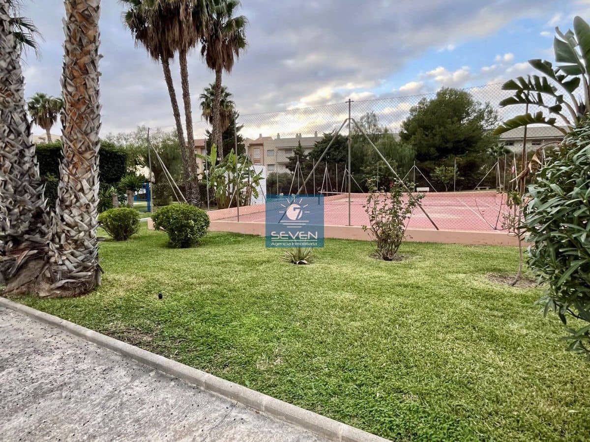 6 slaapkamer Huis te koop in Almunecar met garage - € 310.000 (Ref: 9306411)