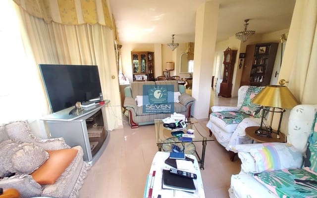 Chalet de 4 habitaciones en Almuñécar en venta - 625.000 € (Ref: 9338564)