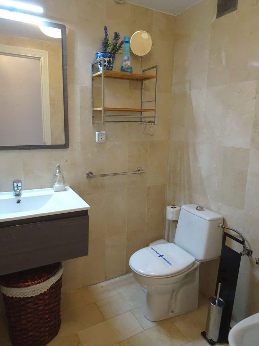 2 bedroom Apartment for rent in Almunecar - € 950 (Ref: 9342206)