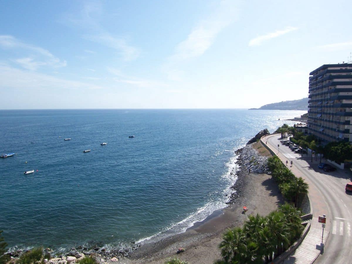 2 bedroom Apartment for rent in Almunecar - € 950 (Ref: 9342206)