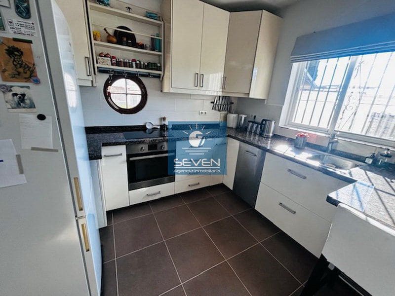 2 makuuhuone Omakotitalo myytävänä paikassa Almunecar - 380 000 € (Ref: 9432990)