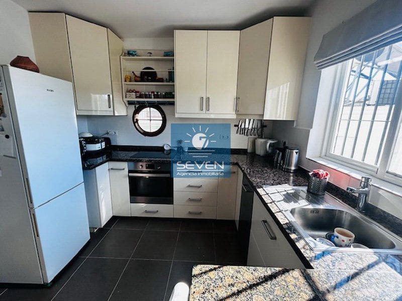 2 makuuhuone Omakotitalo myytävänä paikassa Almunecar - 380 000 € (Ref: 9432990)