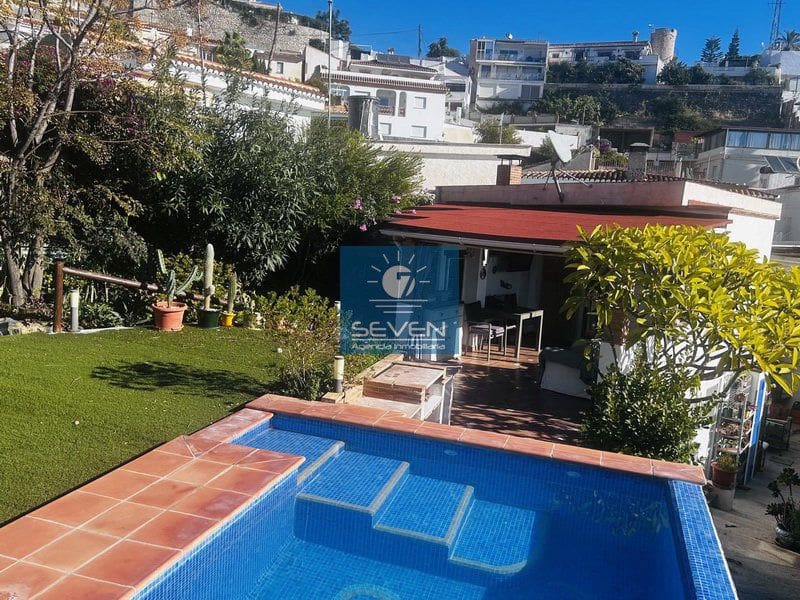 2 makuuhuone Omakotitalo myytävänä paikassa Almunecar - 380 000 € (Ref: 9432990)