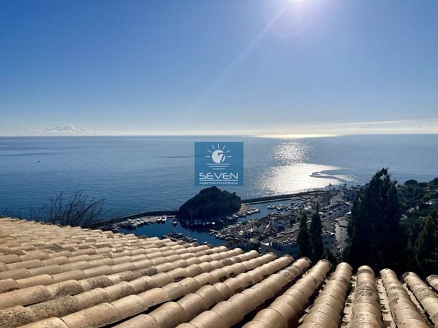 Chalet de 5 habitaciones en La Herradura, Almuñécar en venta - 1.750.000 € (Ref: 9470928)