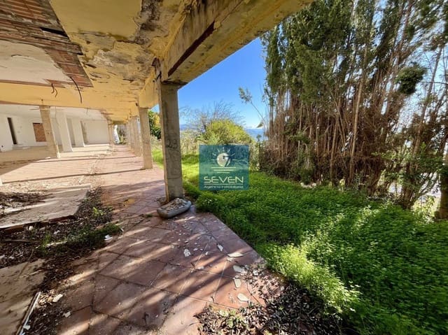 Chalet de 5 habitaciones en La Herradura, Almuñécar en venta - 1.750.000 € (Ref: 9470928)