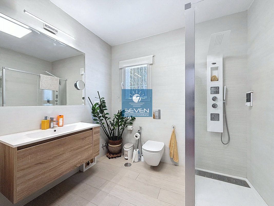 2 camera da letto Villa in vendita in Cotobro con garage - 570.000 € (Rif: 9475945)