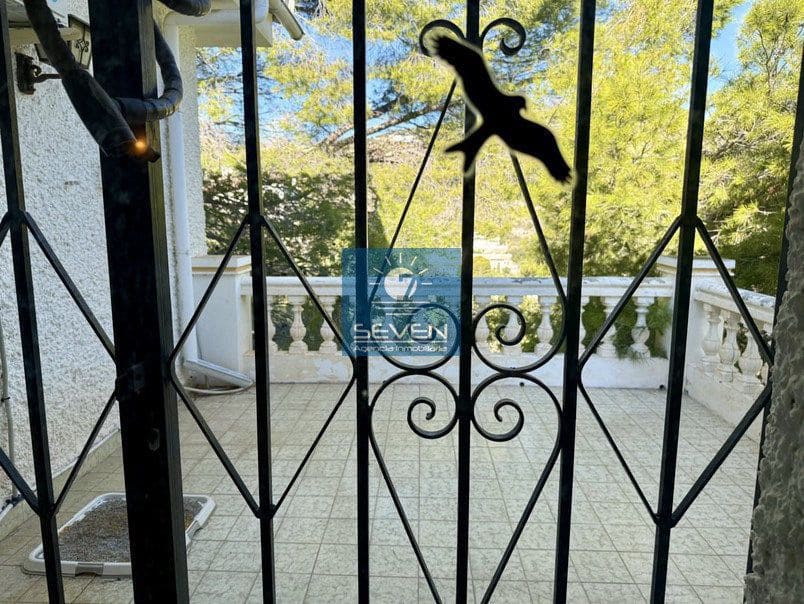 2 camera da letto Villa in vendita in Cotobro con garage - 570.000 € (Rif: 9475945)