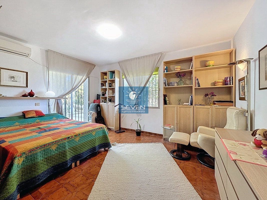 2 camera da letto Villa in vendita in Cotobro con garage - 570.000 € (Rif: 9475945)