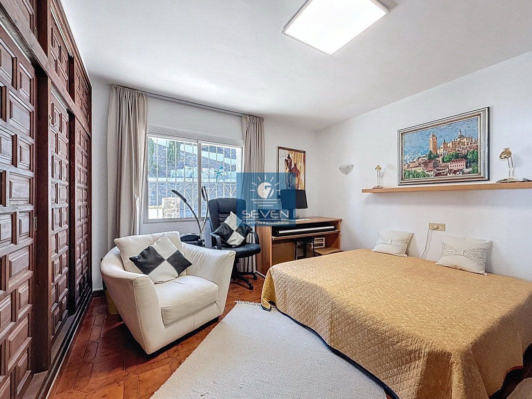 2 camera da letto Villa in vendita in Cotobro con garage - 570.000 € (Rif: 9475945)