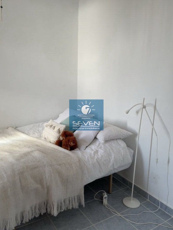 7 makuuhuone Huvila myytävänä paikassa Cotobro mukana 
autotalli - 590 000 € (Ref: 9480987)