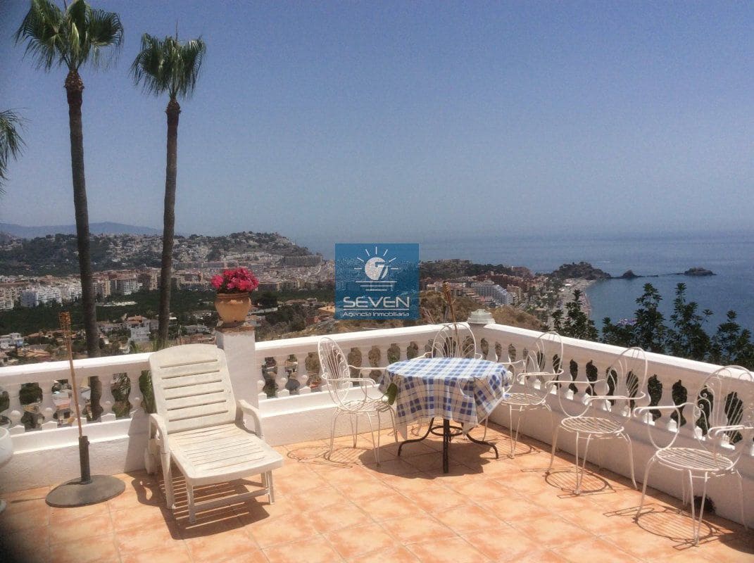 7 makuuhuone Huvila myytävänä paikassa Cotobro mukana 
autotalli - 590 000 € (Ref: 9480987)