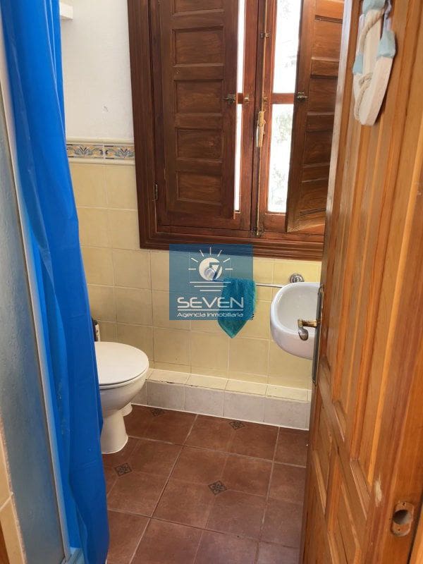 7 makuuhuone Huvila myytävänä paikassa Cotobro mukana 
autotalli - 590 000 € (Ref: 9480987)