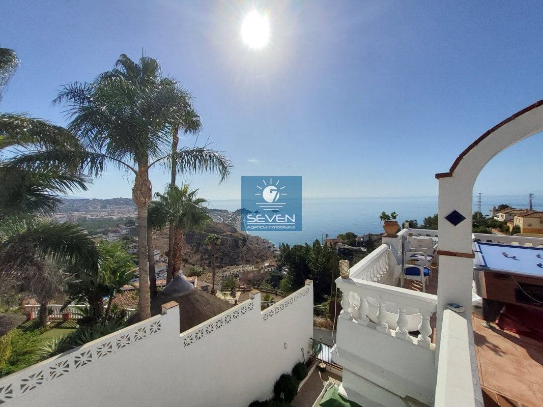 7 makuuhuone Huvila myytävänä paikassa Cotobro mukana 
autotalli - 590 000 € (Ref: 9480987)