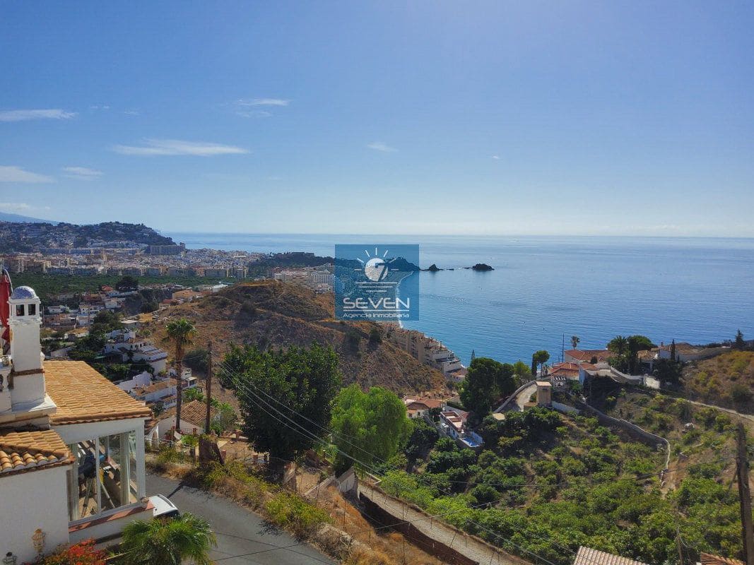 7 makuuhuone Huvila myytävänä paikassa Cotobro mukana 
autotalli - 590 000 € (Ref: 9480987)