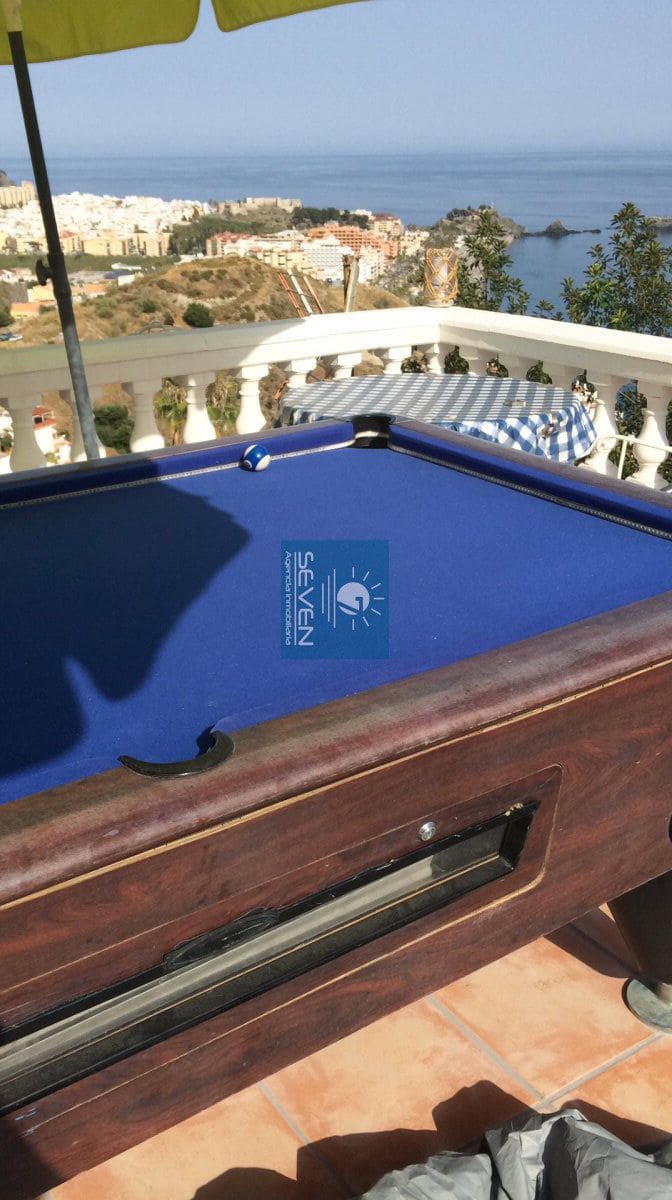 7 makuuhuone Huvila myytävänä paikassa Cotobro mukana 
autotalli - 590 000 € (Ref: 9480987)