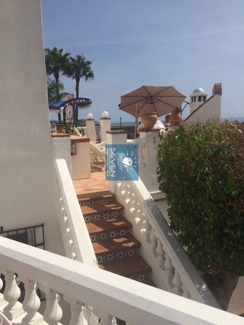 7 makuuhuone Huvila myytävänä paikassa Cotobro mukana 
autotalli - 590 000 € (Ref: 9480987)