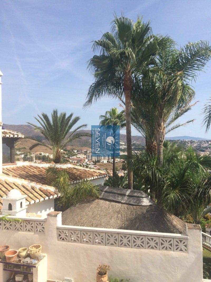 7 makuuhuone Huvila myytävänä paikassa Cotobro mukana 
autotalli - 590 000 € (Ref: 9480987)