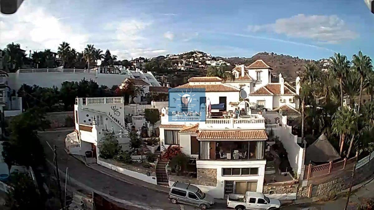 7 makuuhuone Huvila myytävänä paikassa Cotobro mukana 
autotalli - 590 000 € (Ref: 9480987)