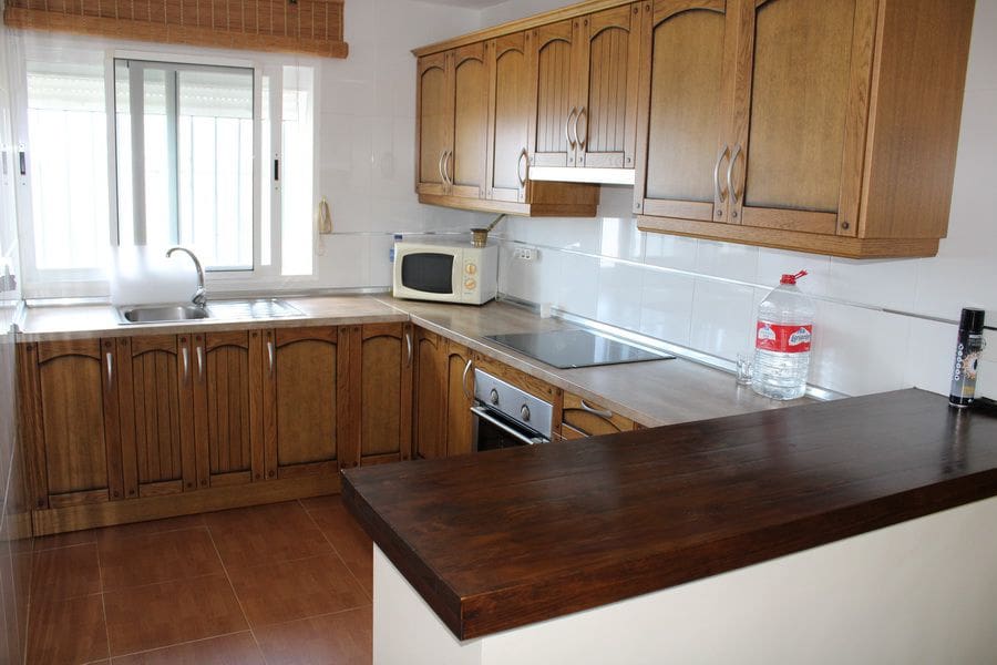 Chalet de 4 habitaciones en Itrabo en venta - 375.000 € (Ref: 9491276)