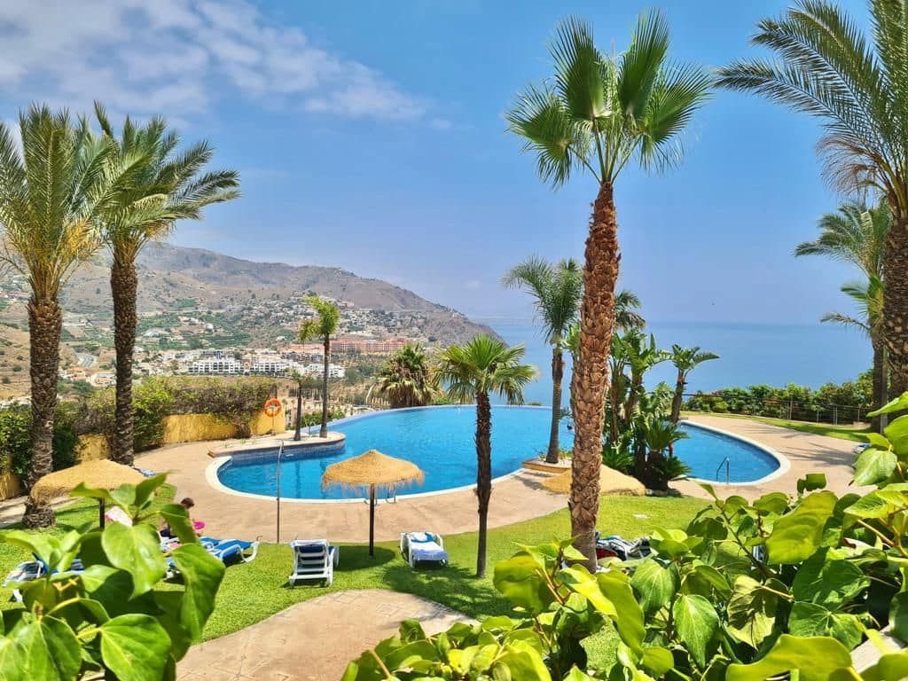 3 bedroom Townhouse for holiday rental in Almunecar - € 1,500 (Ref: 9496983)