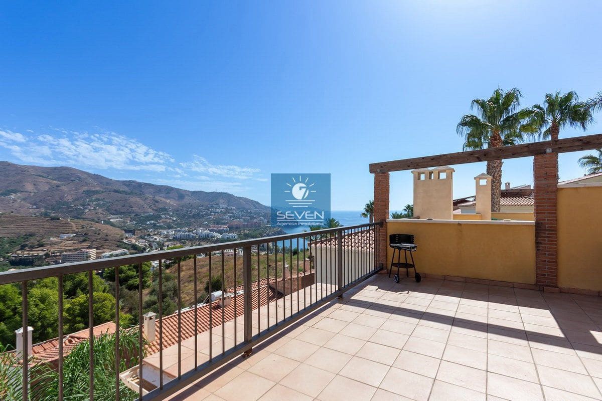 3 bedroom Townhouse for holiday rental in Almunecar - € 1,500 (Ref: 9496983)