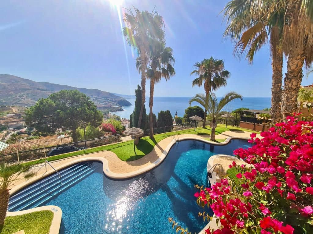 3 bedroom Townhouse for holiday rental in Almunecar - € 1,500 (Ref: 9496983)