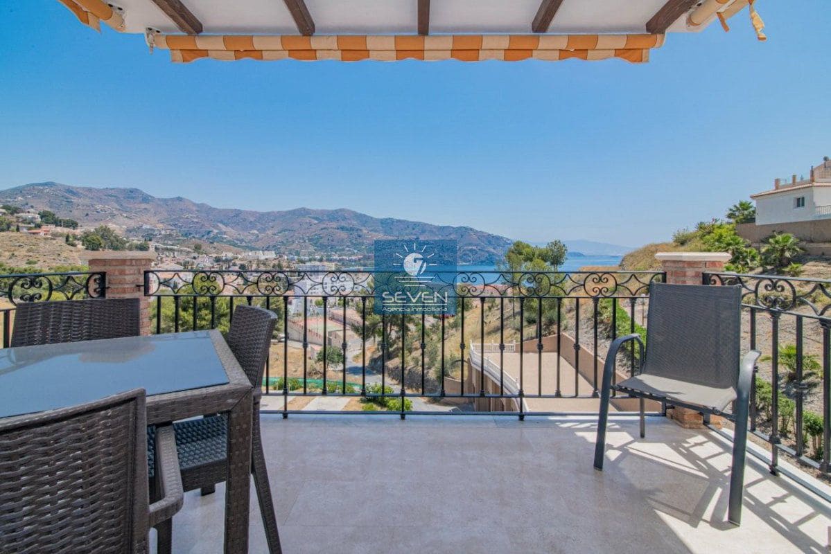 Casa de 3 habitaciones en Almuñécar en venta - 355.000 € (Ref: 9498905)