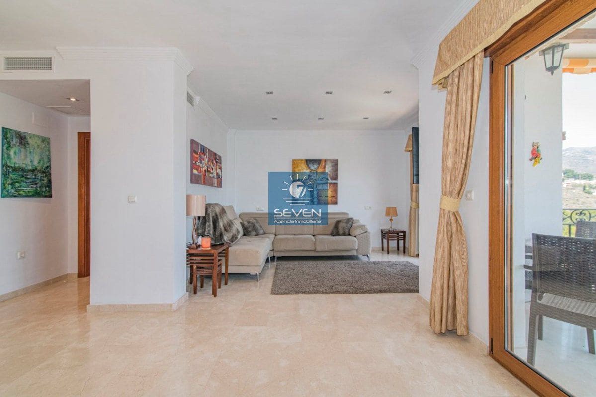 Casa de 3 habitaciones en Almuñécar en venta - 355.000 € (Ref: 9498905)