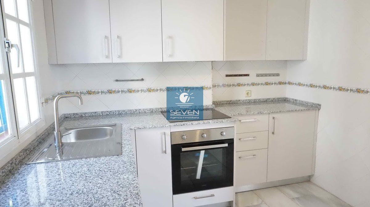 3 sypialnia Willa na sprzedaż w Almunecar z garażem - 650 000 € (Ref: 9564833)