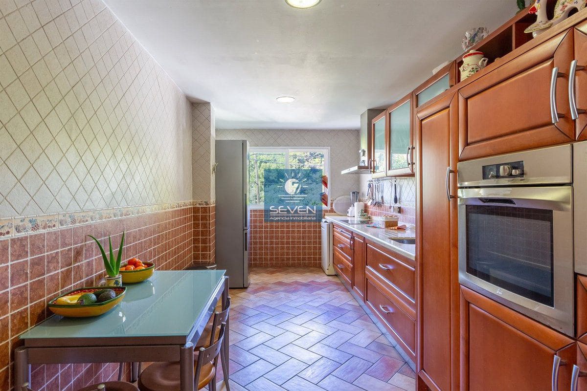 5 soveværelse Villa til salg i Velilla med garage - € 950.000 (Ref: 9627313)