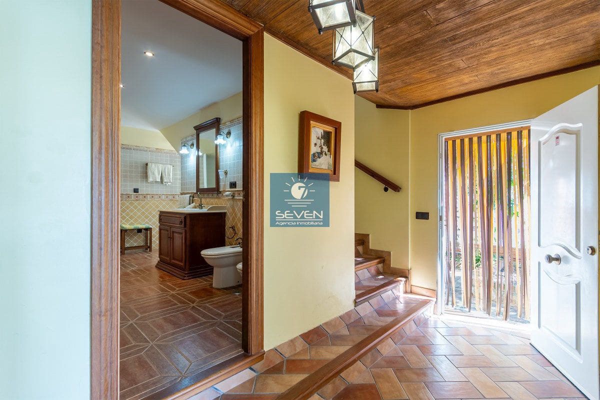 5 soveværelse Villa til salg i Velilla med garage - € 950.000 (Ref: 9627313)