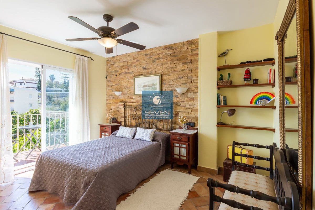 5 soveværelse Villa til salg i Velilla med garage - € 950.000 (Ref: 9627313)