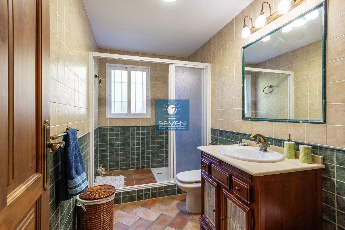 5 soveværelse Villa til salg i Velilla med garage - € 950.000 (Ref: 9627313)